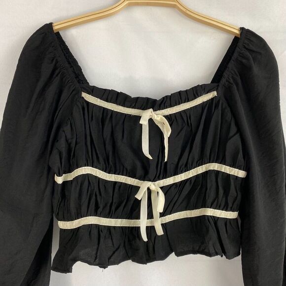 Thirty Thirty Milkmaid Cropped Top Women S Lot of 2 Black Cream Smocked Boho NWT - Picture 2 of 11